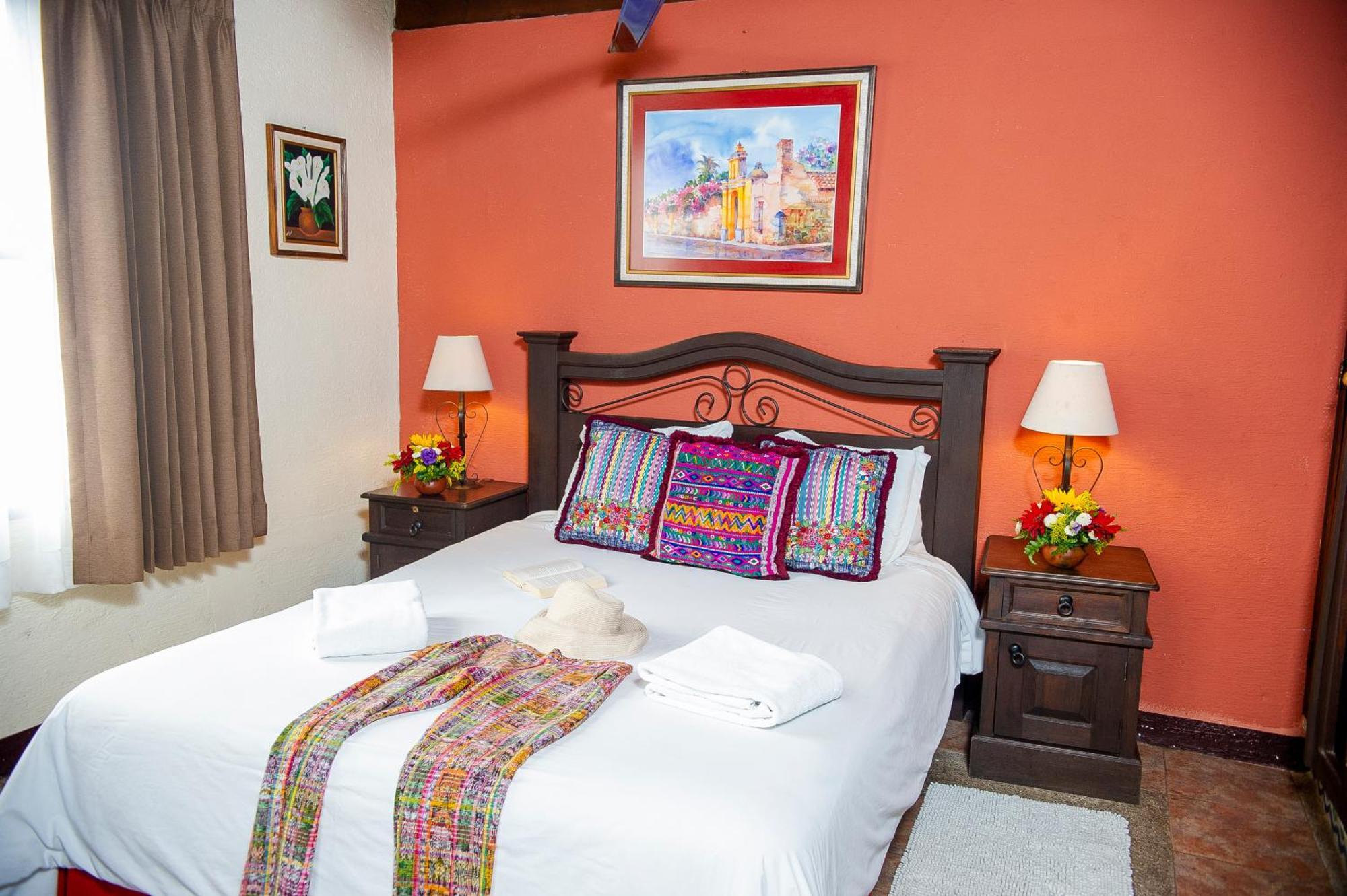 Hotel Casa Del Parque By Ahs Antigua Ngoại thất bức ảnh