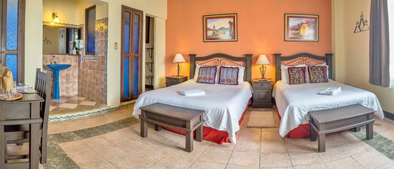 Hotel Casa Del Parque By Ahs Antigua Ngoại thất bức ảnh