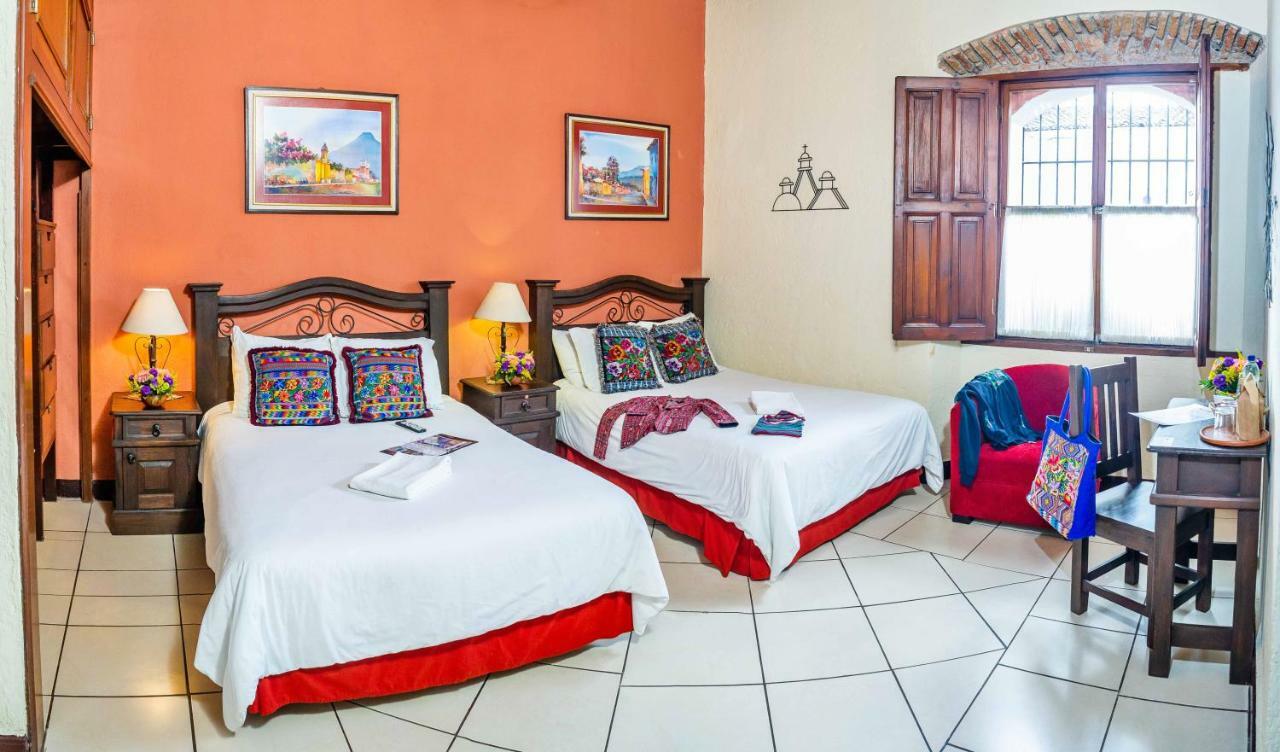 Hotel Casa Del Parque By Ahs Antigua Ngoại thất bức ảnh